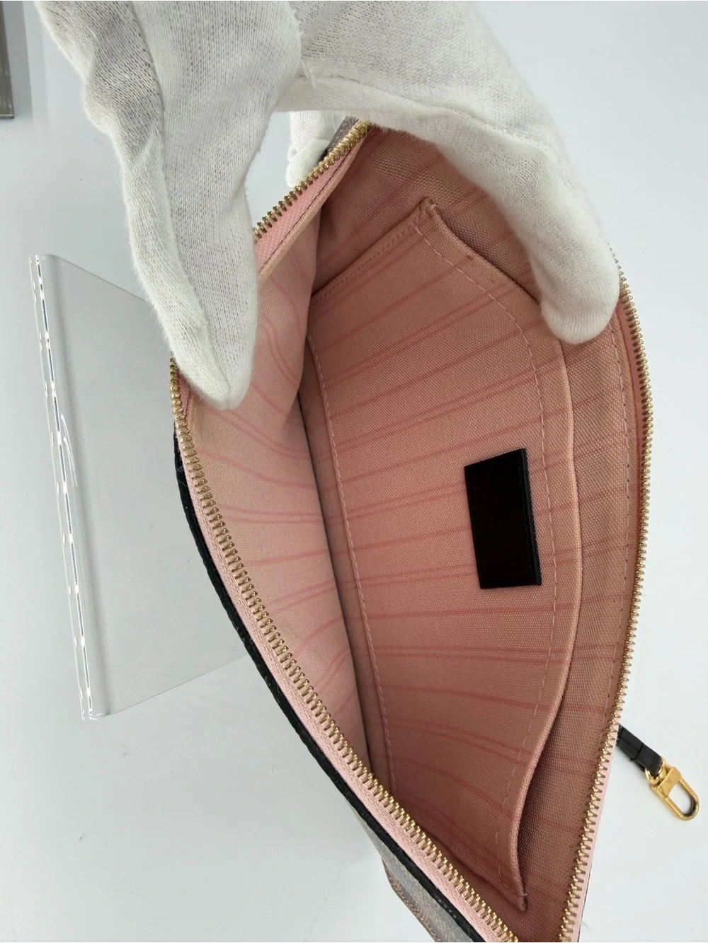 Louis Vuitton Damier Ebene Neverfull Pouch Pink Interior w/Dust Bag &Entrupy COA